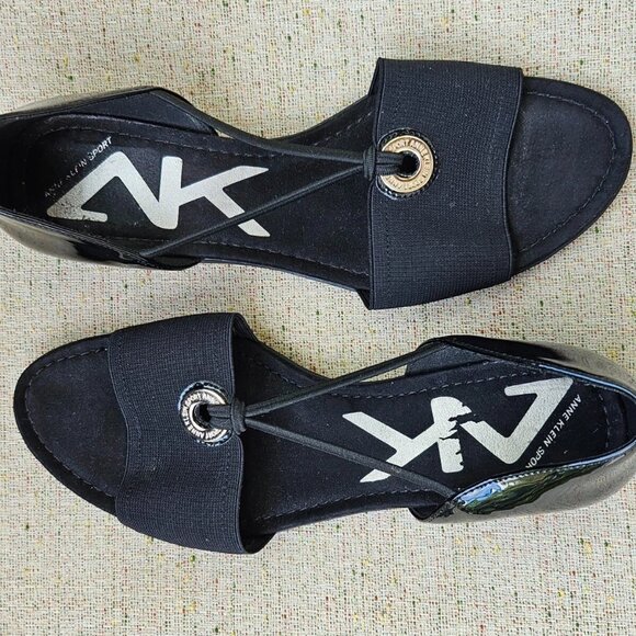 Anne Klein Women Sandal Sport Black Shoes Canvas/Patent Leather Size 9.5M - Picture 4 of 11